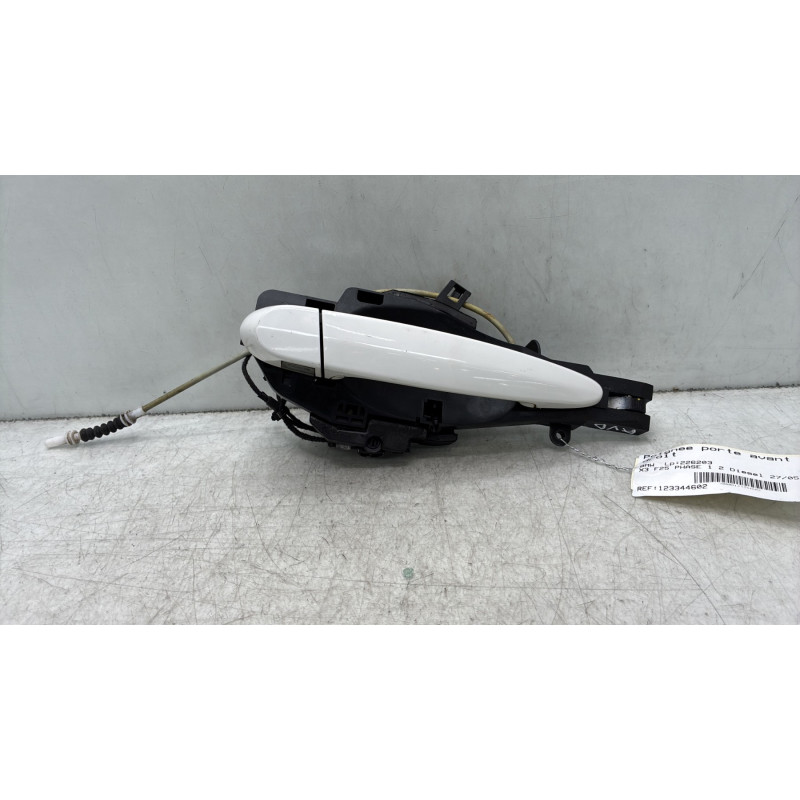 Poignee porte avant droit BMW X3 F25 Photo n°1