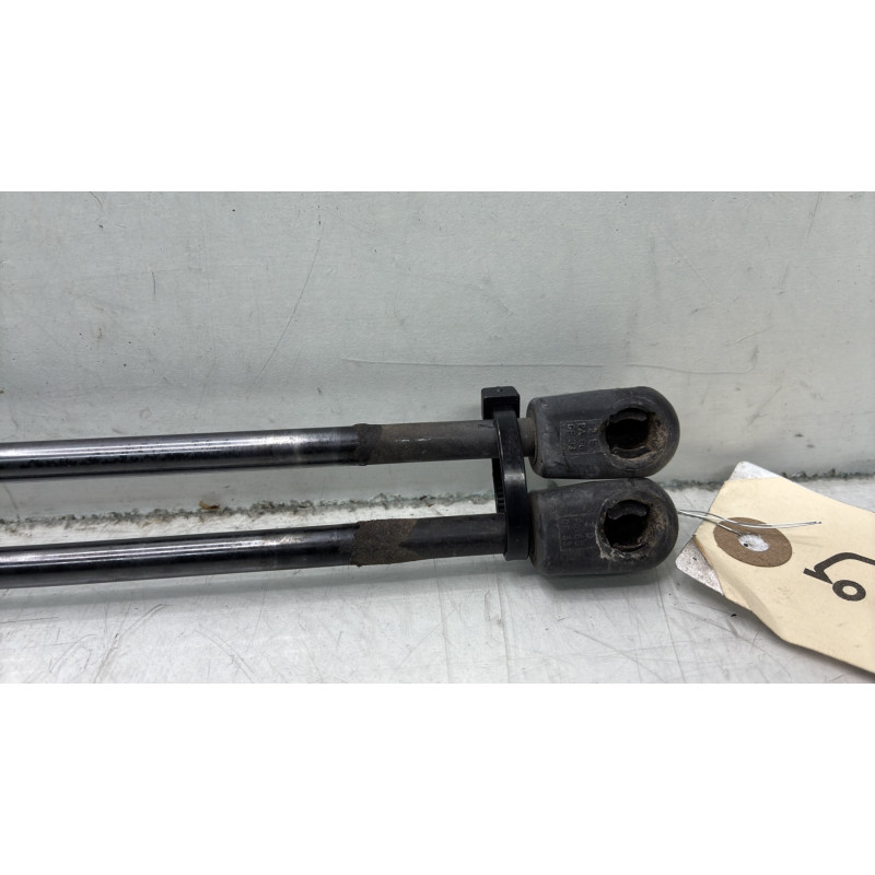 Verin de coffre BMW X3 F25 Photo n°3