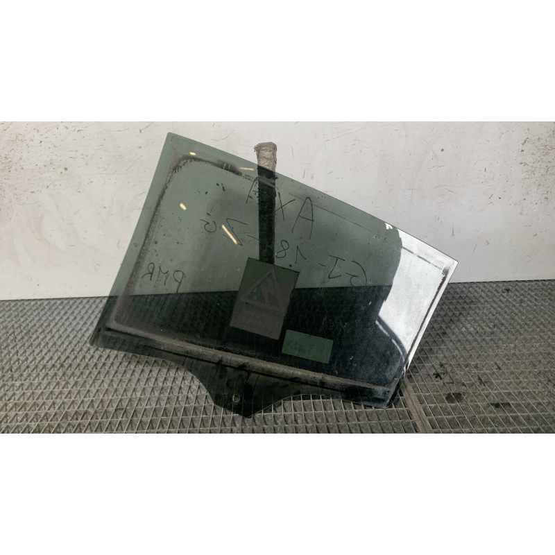 Vitre arriere droit FORD FOCUS 4 Photo n°4
