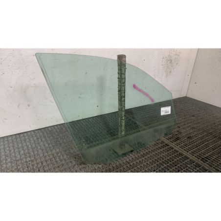 Vitre avant gauche MERCEDES CLASSE C 204