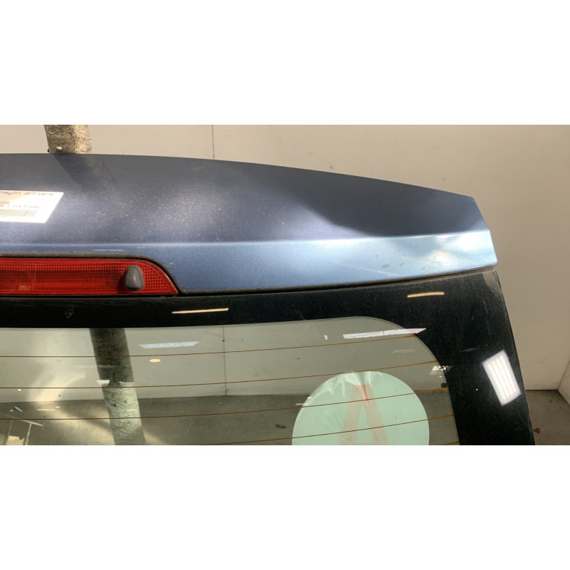 Malle/Hayon arriere FORD FIESTA 5 Photo n°5