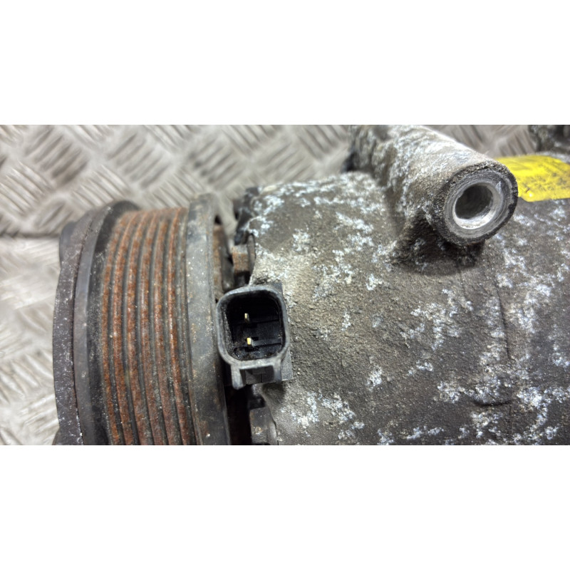 Compresseur clim FORD FOCUS 3 Photo n°4