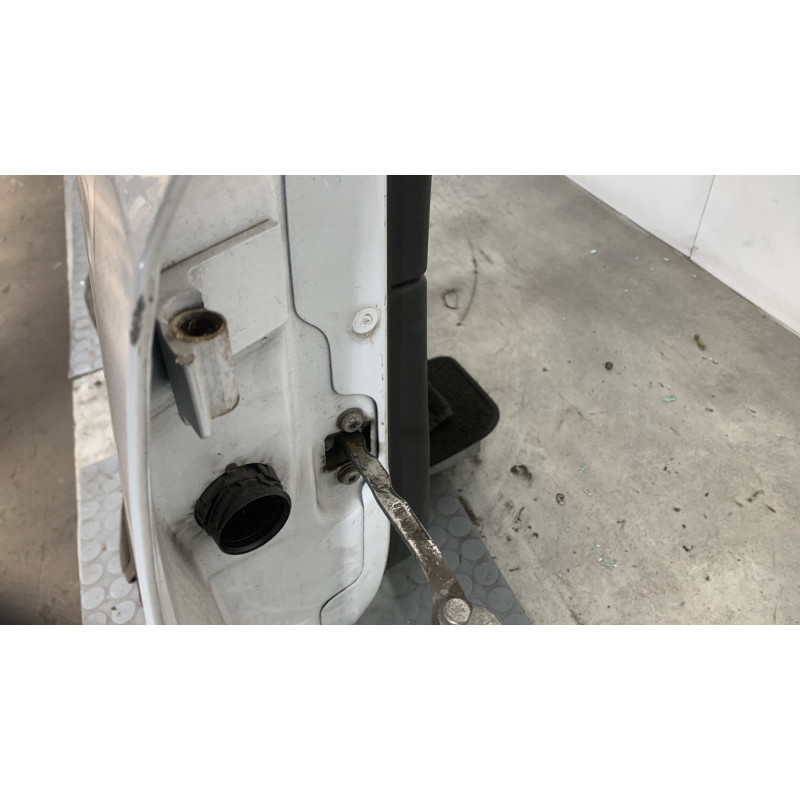 Porte avant droit OPEL CORSA C Photo n°4