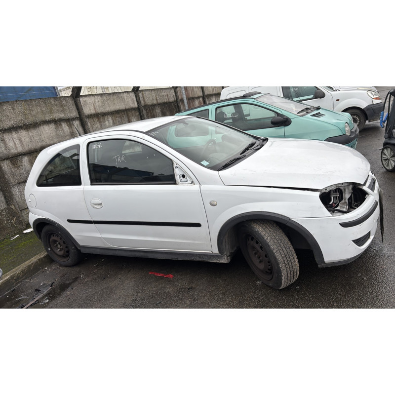 Porte avant droit OPEL CORSA C Photo n°10