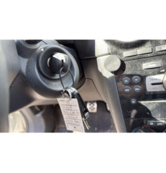 Pare boue avant gauche OPEL CORSA D