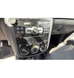 Pare boue avant gauche OPEL CORSA D