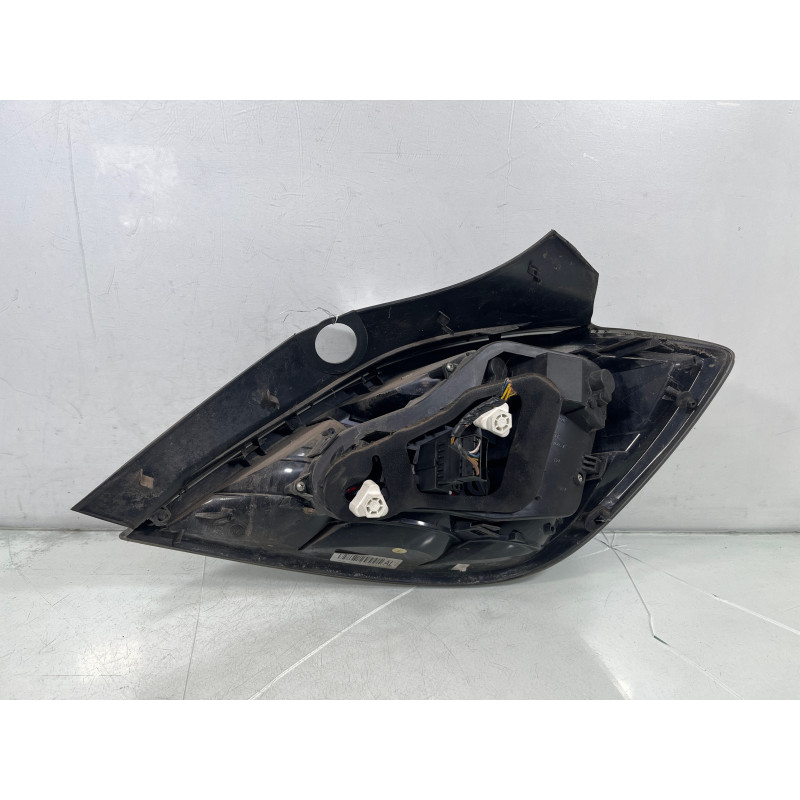 Feu arriere principal gauche (feux) OPEL ASTRA H Photo n°2