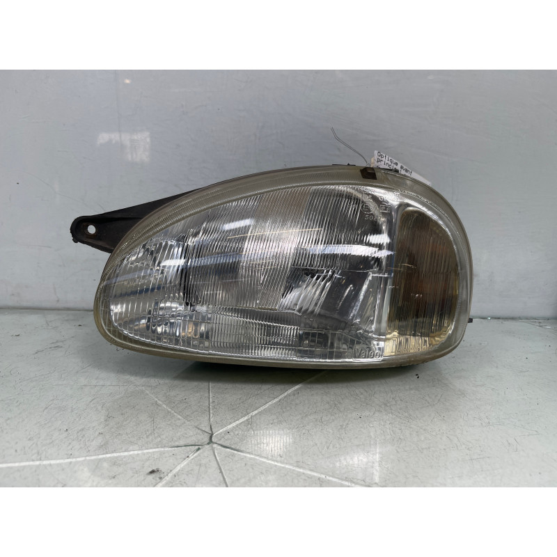 Optique avant principal gauche (feux)(phare) OPEL CORSA B Photo n°1