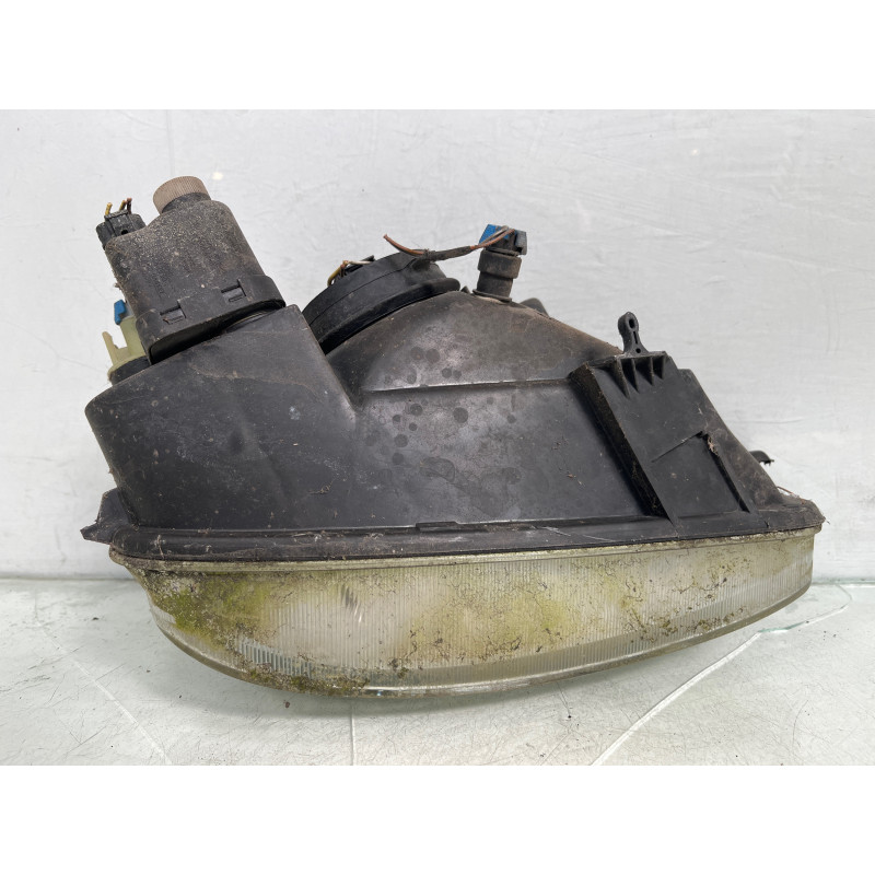 Optique avant principal gauche (feux)(phare) OPEL CORSA B Photo n°4