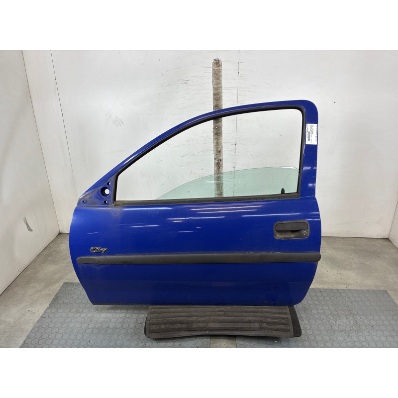 Porte avant gauche OPEL CORSA B Photo n°1