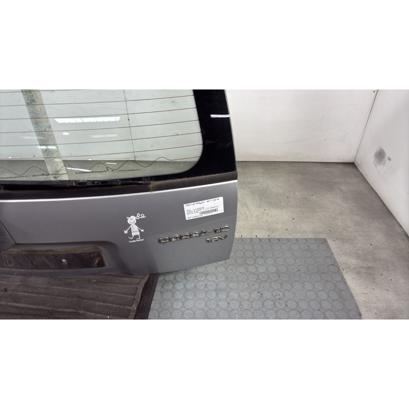 Malle/Hayon arriere OPEL CORSA B Photo n°4