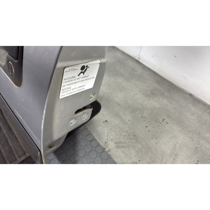 Porte avant gauche OPEL CORSA B Photo n°3