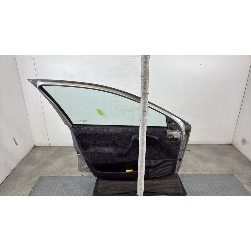 Porte avant gauche OPEL CORSA B Photo n°6