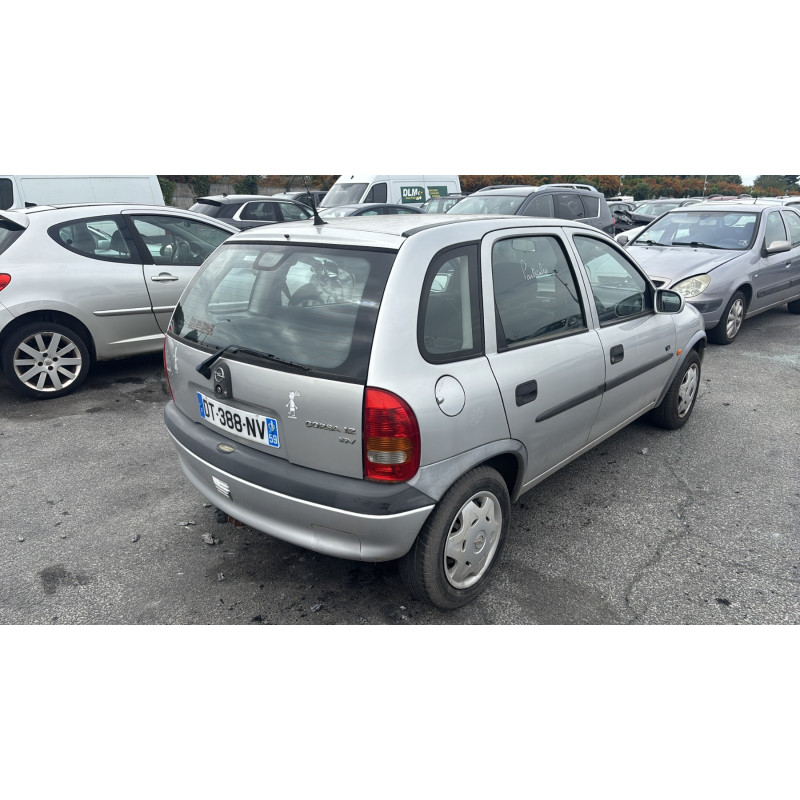 Porte avant gauche OPEL CORSA B Photo n°9