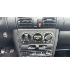 Porte avant gauche OPEL CORSA B