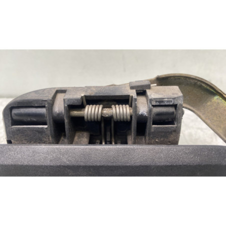 Poignee porte avant gauche PEUGEOT 106
