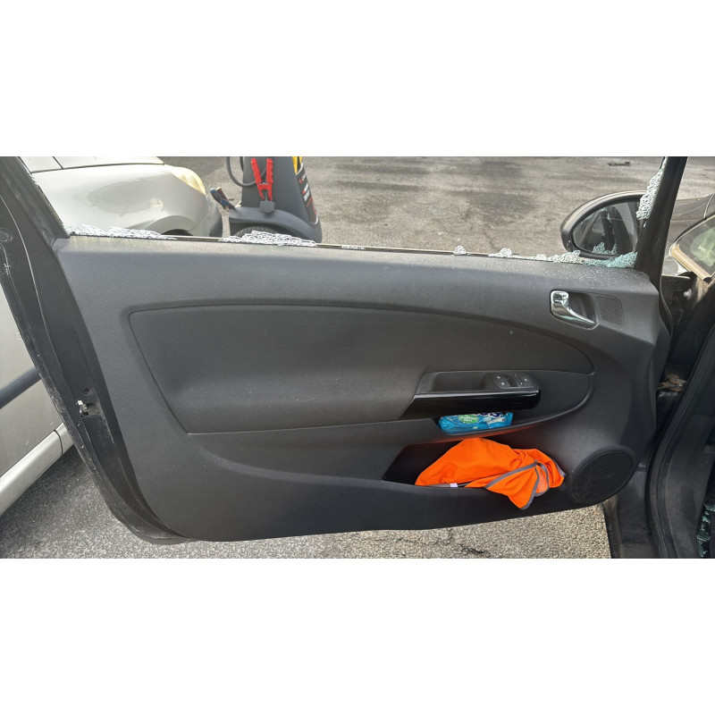Plage arriere OPEL CORSA D Photo n°18
