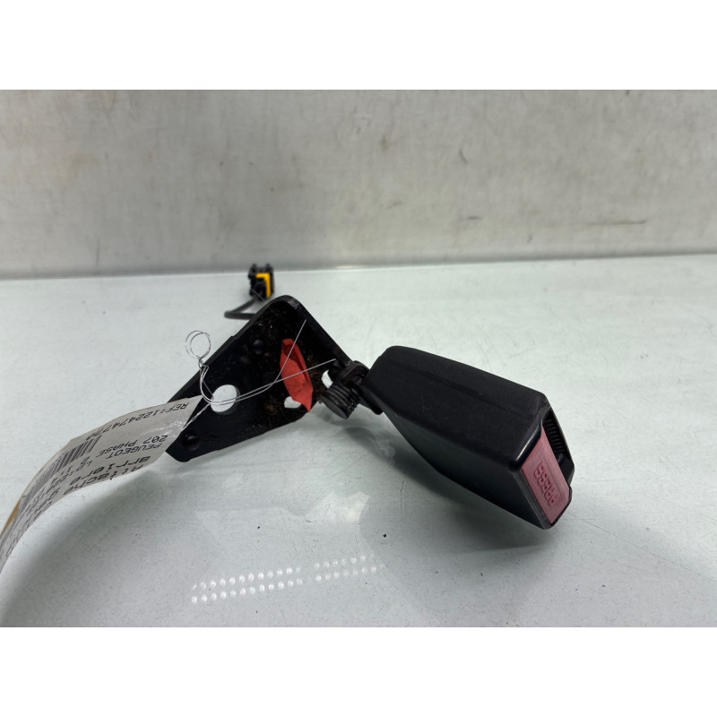 Attache ceinture arriere gauche PEUGEOT 207 Photo n°3