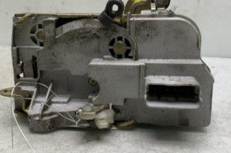 Serrure avant droit CITROEN BERLINGO 1