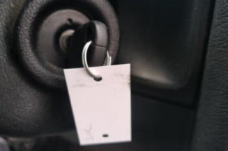 Serrure avant droit CITROEN BERLINGO 1