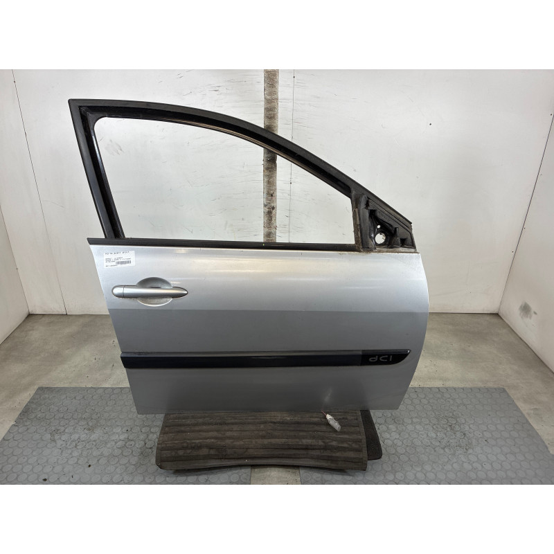 Porte avant droit RENAULT MEGANE 2 Photo n°1