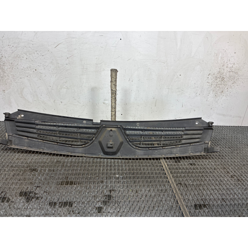 Calandre RENAULT MASTER 2 Photo n°4