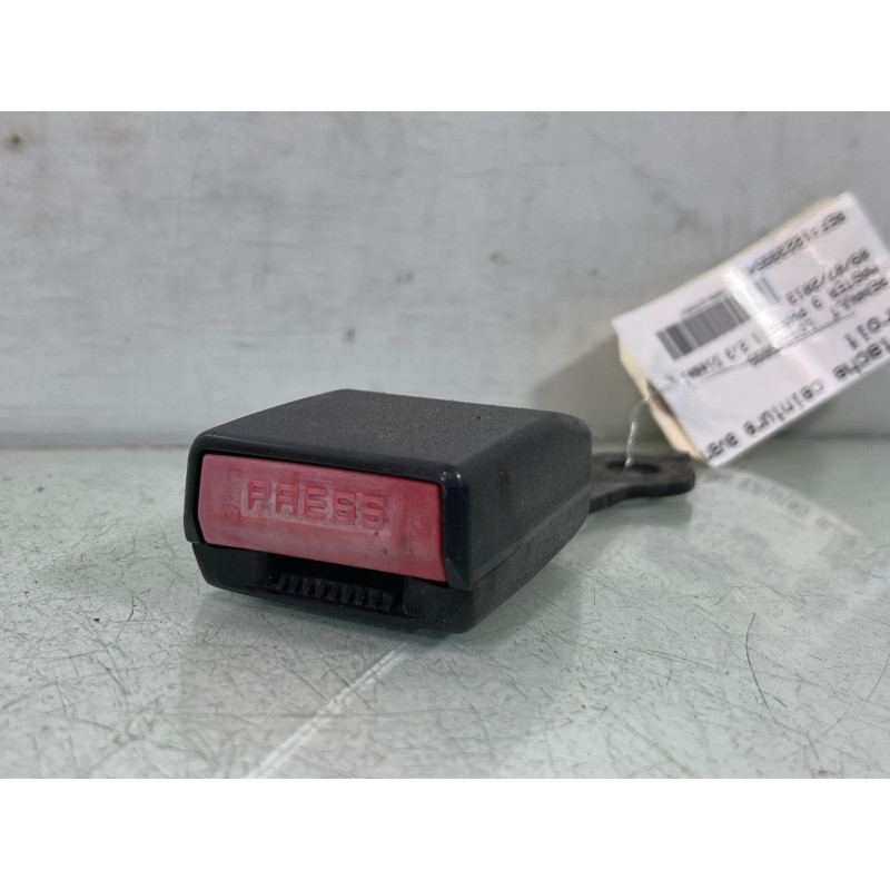 Attache ceinture avant droit RENAULT MASTER 3 Photo n°3