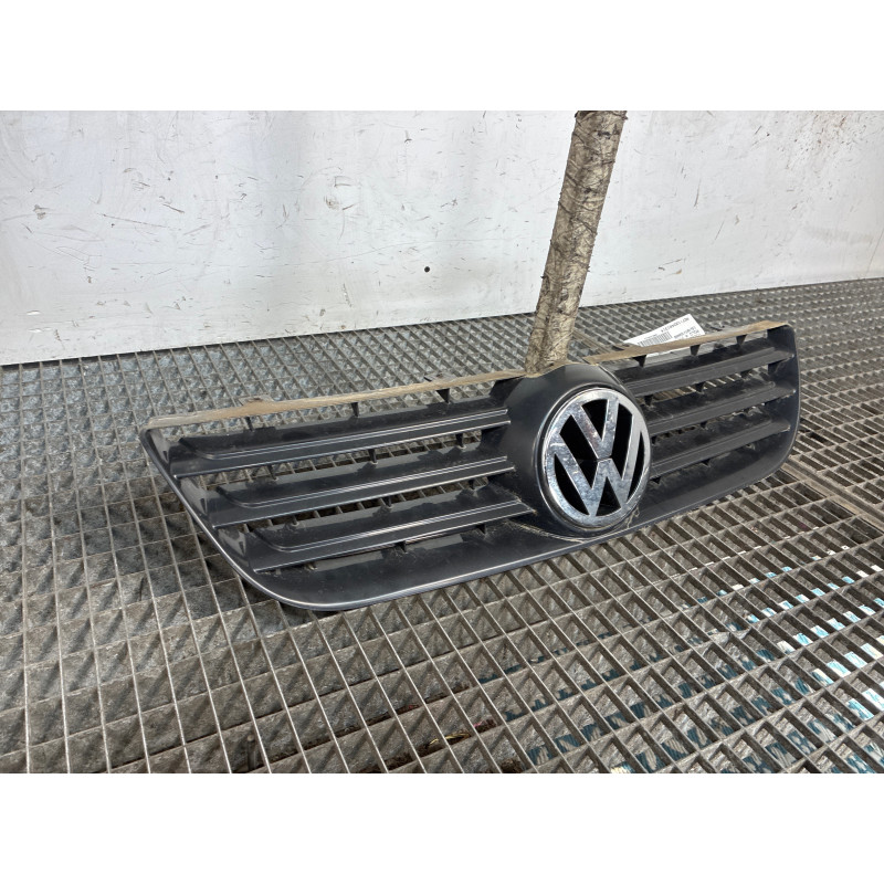 Calandre VOLKSWAGEN POLO 4 Photo n°2