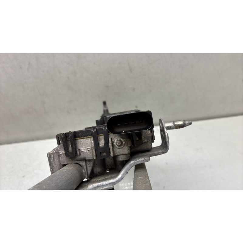 Moteur essuie glace avant VOLKSWAGEN POLO 5 Photo n°7