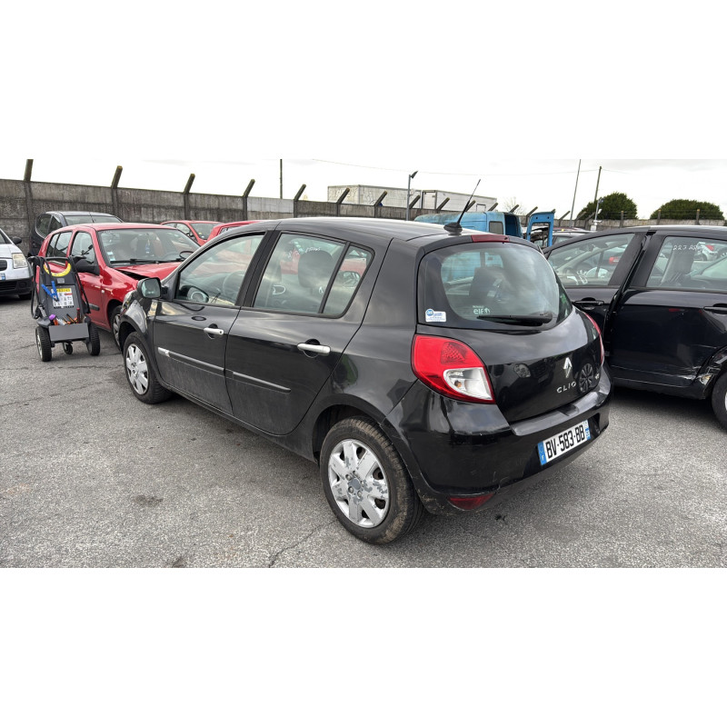 Malle/Hayon arriere RENAULT CLIO 3 Photo n°11
