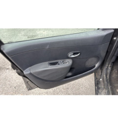 Malle/Hayon arriere RENAULT CLIO 3