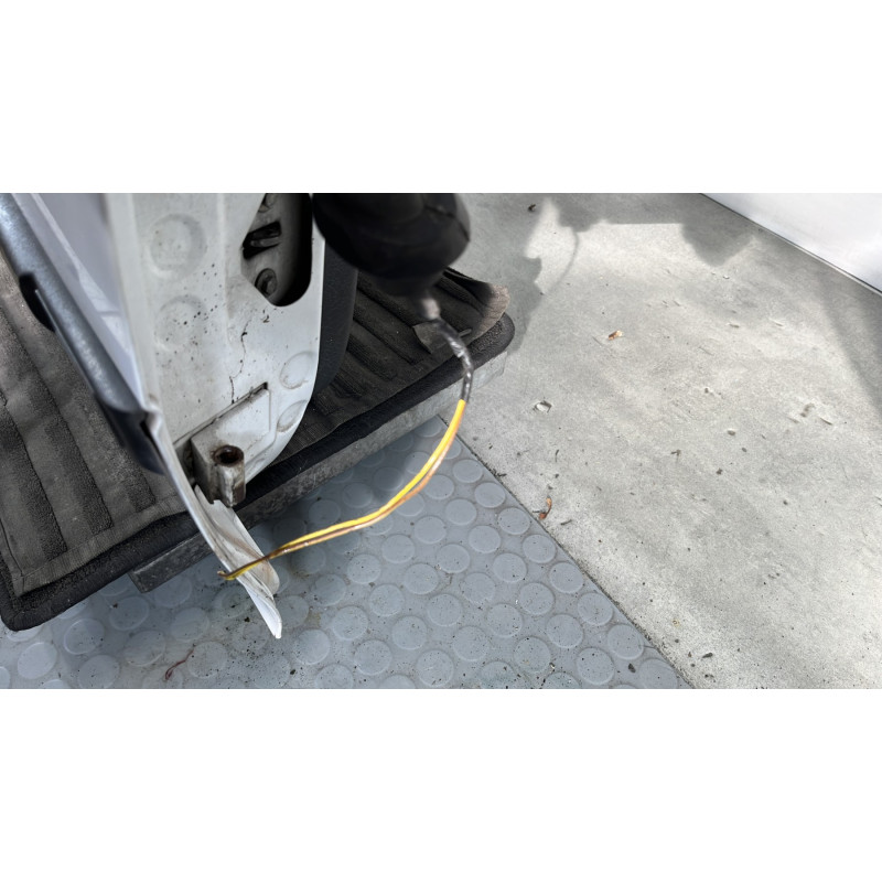 Porte avant droit OPEL ASTRA F Photo n°5