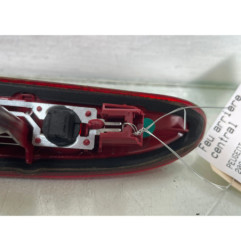 Feu arriere stop central PEUGEOT 208 1