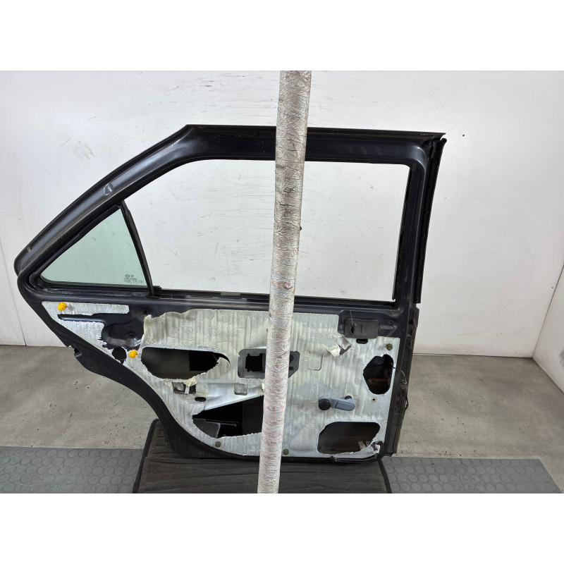 Porte arriere gauche PEUGEOT 405 Photo n°3