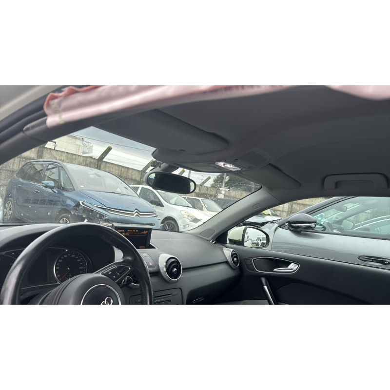 Custode arriere gauche AUDI A1 1 Photo n°20