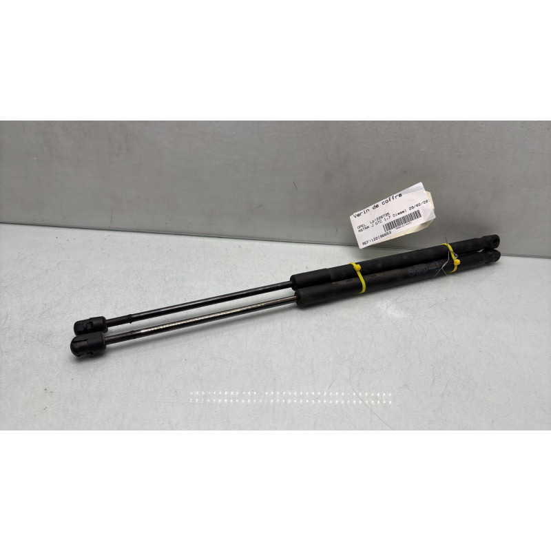 Verin de coffre OPEL ASTRA J Photo n°1