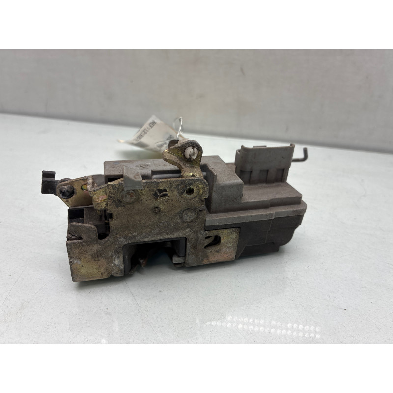Serrure avant droit PEUGEOT 306 Photo n°4