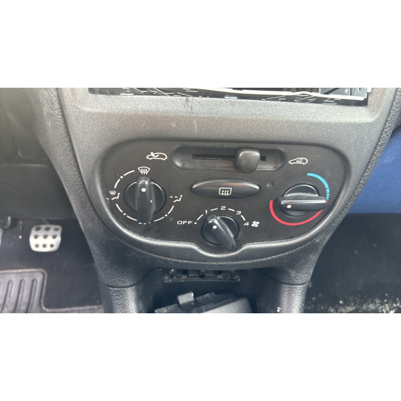 Porte avant gauche PEUGEOT 206 Photo n°20