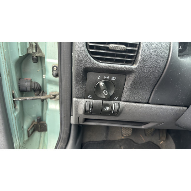 Moteur essuie glace avant OPEL CORSA C Photo n°20