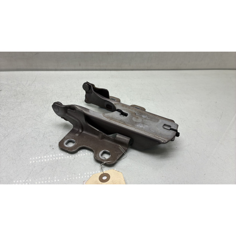 Charniere de capot RENAULT CLIO 2 Photo n°4