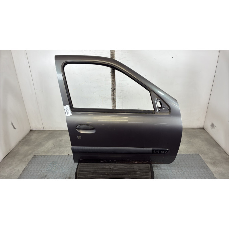 Porte avant droit RENAULT CLIO 2 Photo n°1