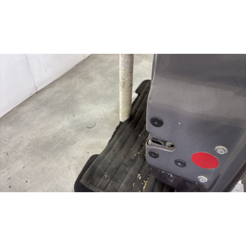 Porte avant droit RENAULT CLIO 2 Photo n°3