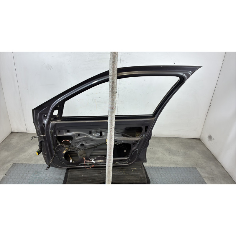 Porte avant droit RENAULT CLIO 2 Photo n°6