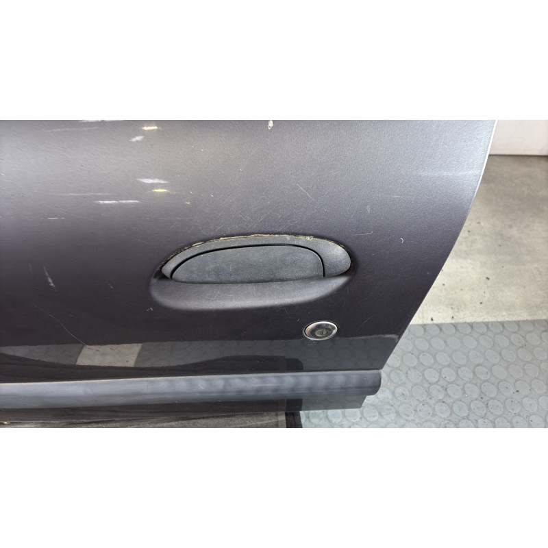 Porte avant gauche RENAULT CLIO 2 Photo n°2