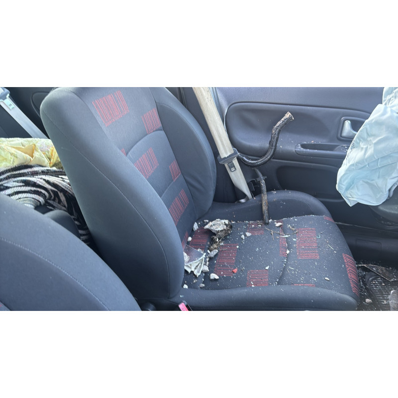 Pare choc arriere RENAULT CLIO 2 Photo n°19