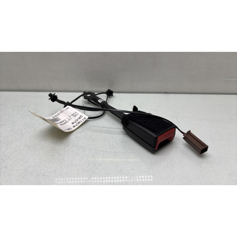 Attache ceinture avant gauche FORD PUMA 2 Photo n°1