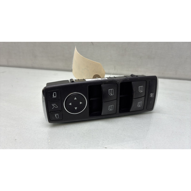 Interrupteur de leve vitre avant gauche MERCEDES CLASSE C 204 Photo n°1