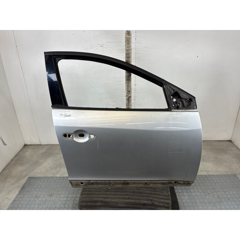 Porte avant droit RENAULT MEGANE 3 Photo n°1