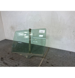 Vitre arriere gauche PEUGEOT 307