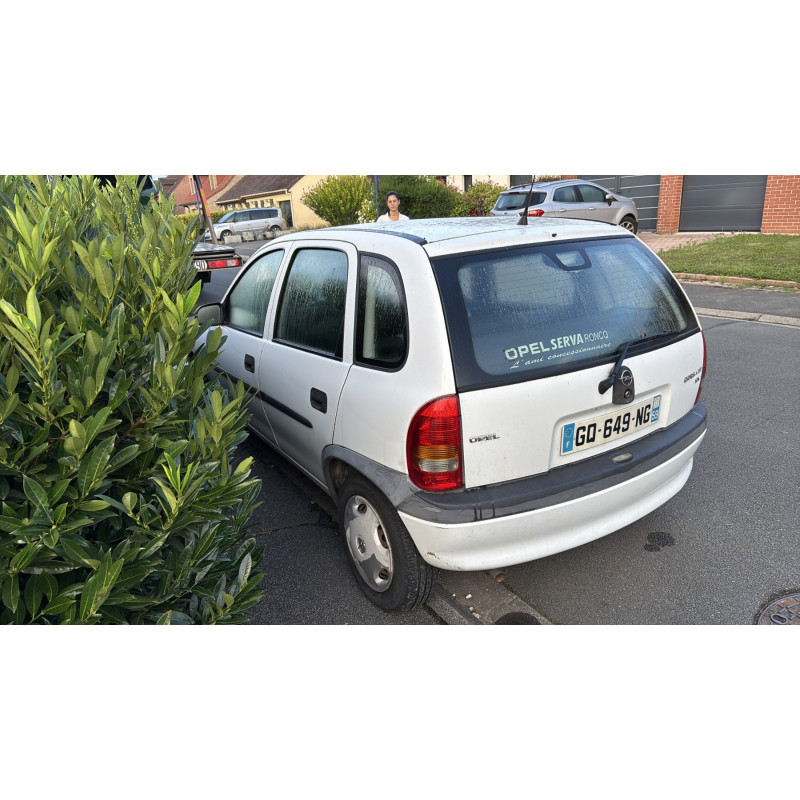 Capot OPEL CORSA B Photo n°9